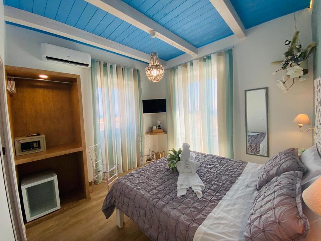 Fior Dei Carmeliti Rooms And Parking โตรเปอา ภายนอก รูปภาพ